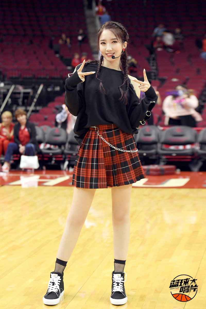 篮球明星兼艺人发布新歌MV的简单介绍