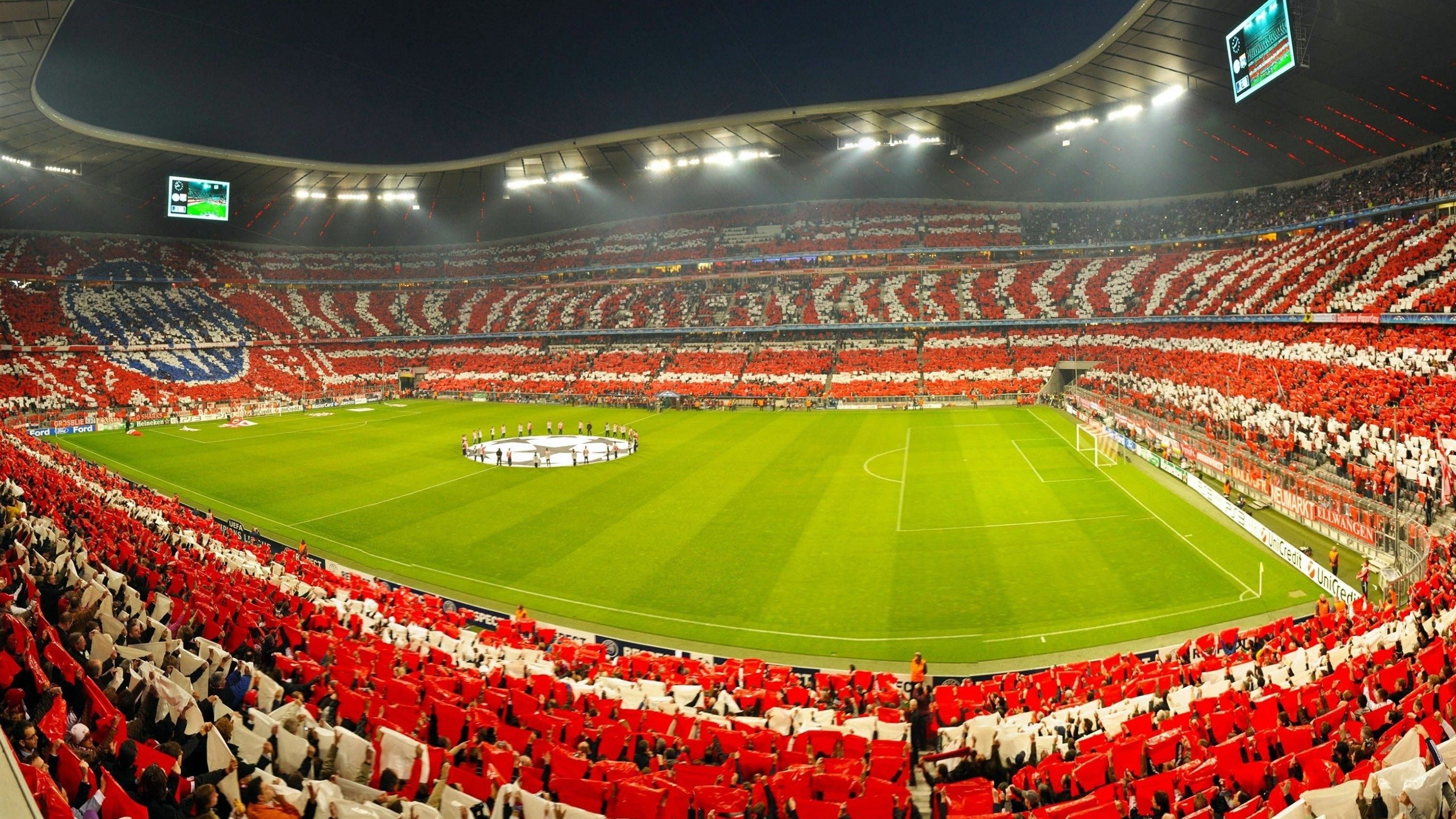 赛道与眉尖的统治之夜，当F1街道赛遇见不可阻挡的浓眉