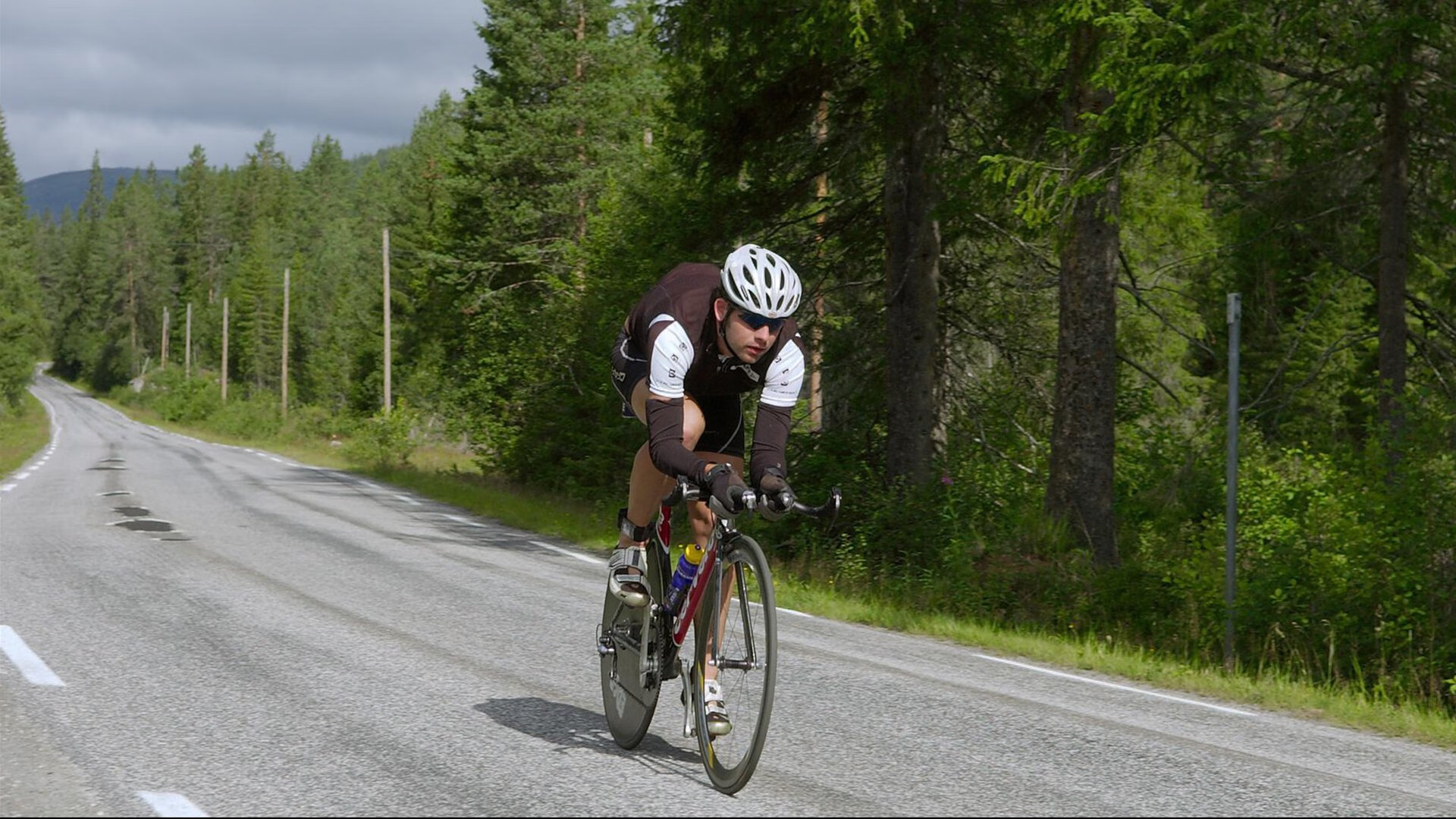 开云体育平台APP-迪马利亚一剑封喉，阿尔及利亚强行终结里昂时代的战术革命