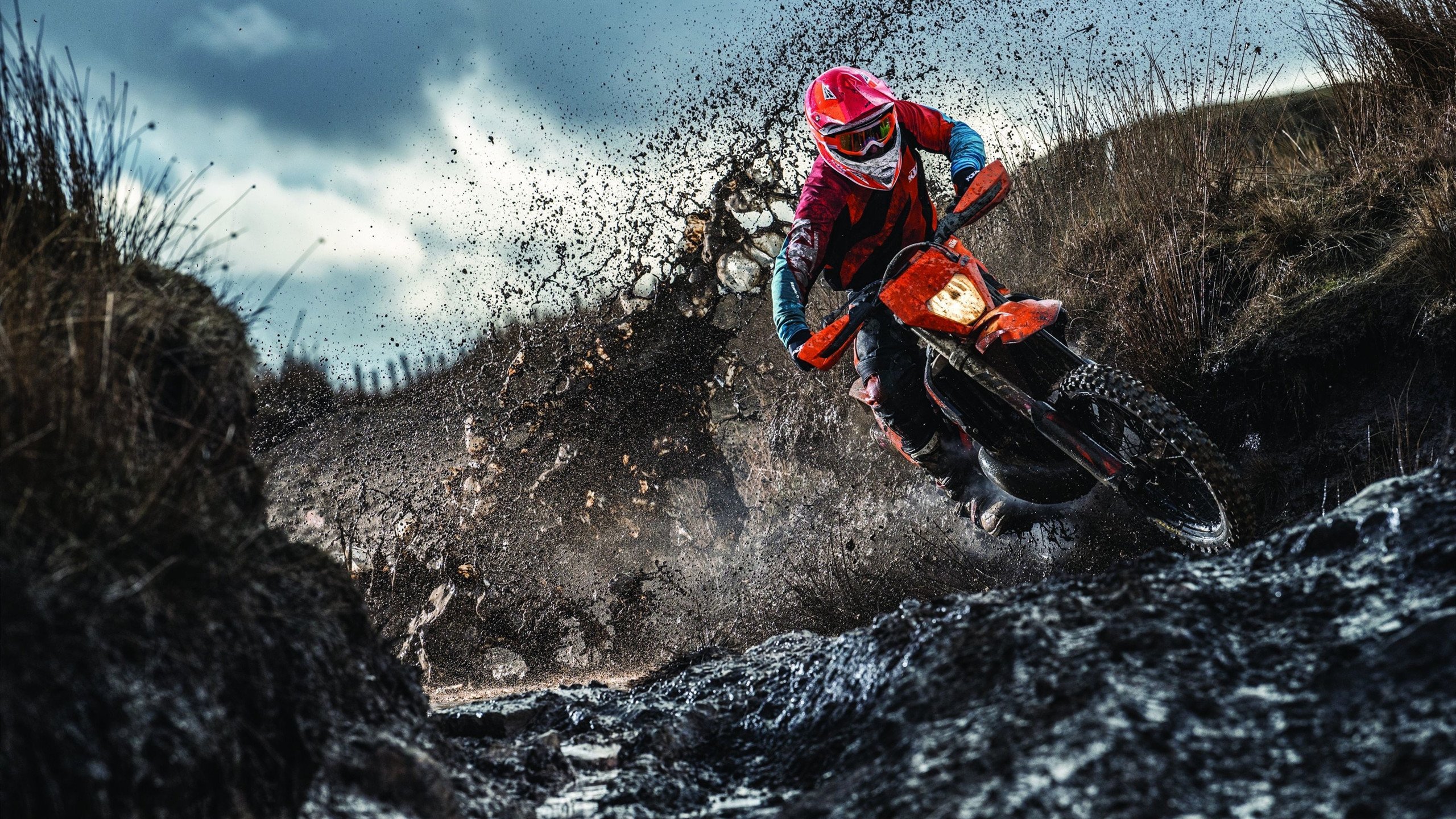 智利拿下加纳，梅西成为关键先生，南美足球的战术革命与领袖魅力